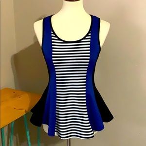 Mary Jane size medium top‎ sleeveless color block